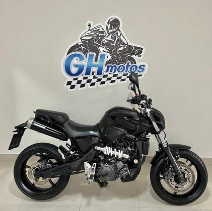 YAMAHA MT-03 